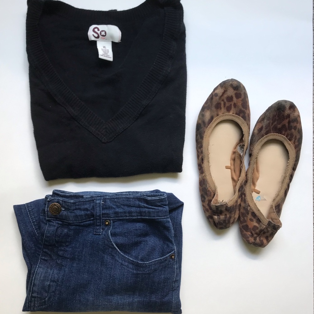 Kohl’s SO black v neck sweater